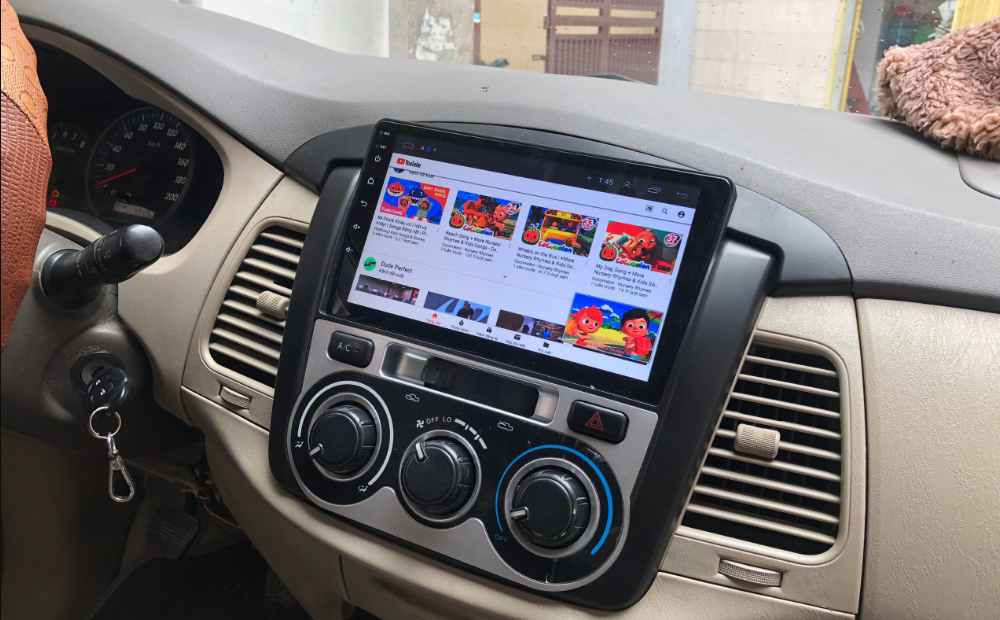 màn hình android xe innova